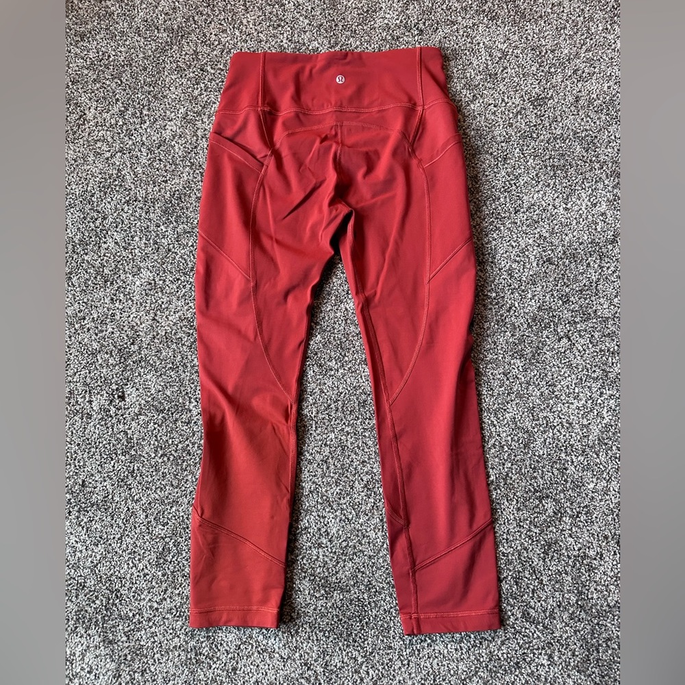 Lululemon pants with side pockets